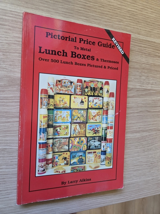 Other - Pictorial Price Guide to Metal Lunch Boxes & Thermoses Book